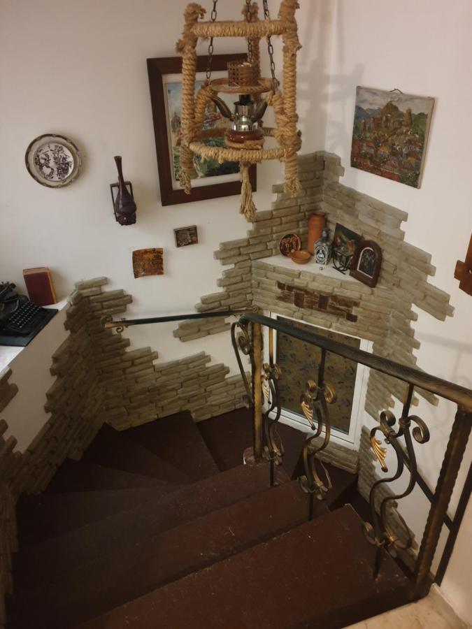 Lea Guest House Tbilisi Esterno foto