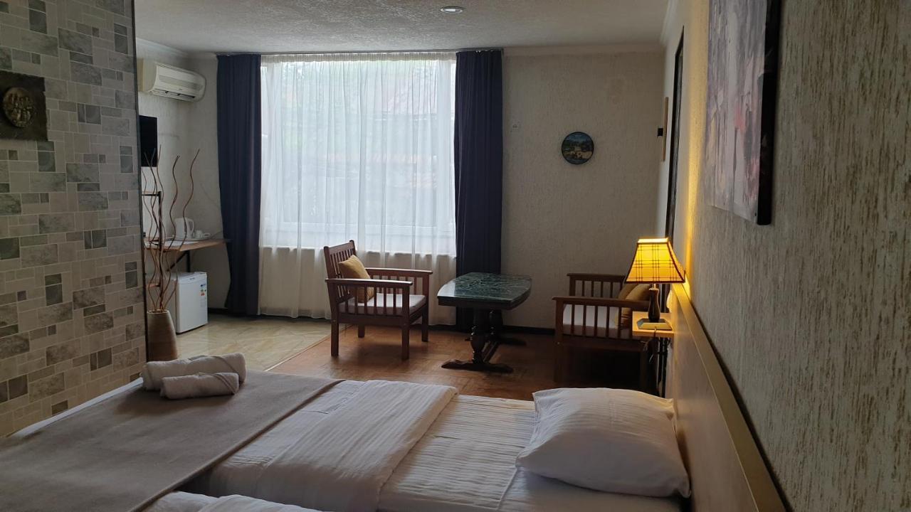 Lea Guest House Tbilisi Esterno foto
