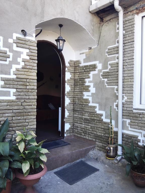 Lea Guest House Tbilisi Esterno foto