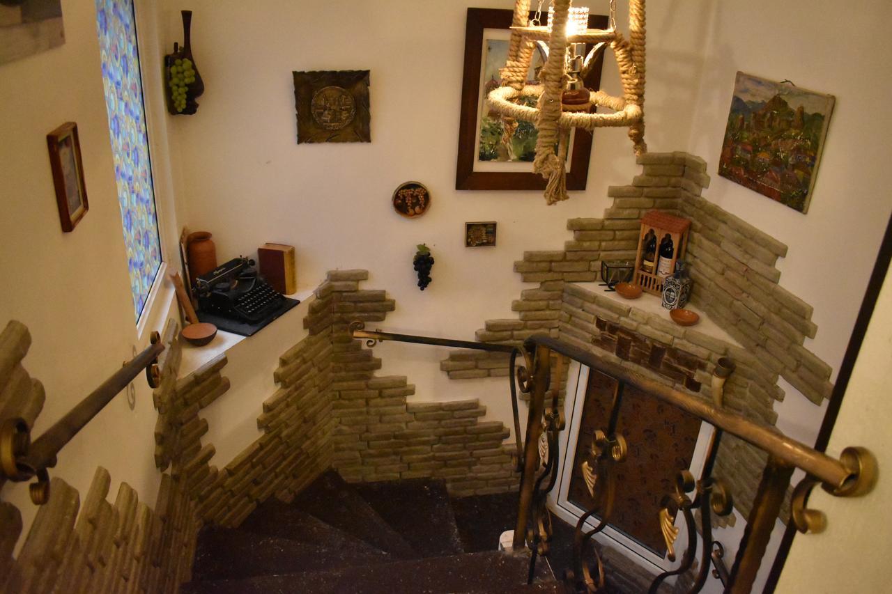 Lea Guest House Tbilisi Esterno foto